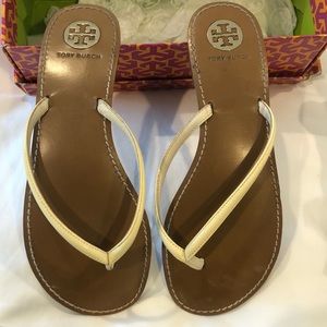 Tory Burch leather sandal  Sz 10 Gr8 condition